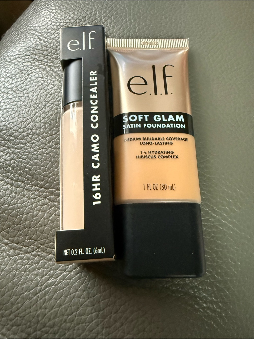 Soft Glam Satin Foundation & 16HR Camo Concealer - Medium warm